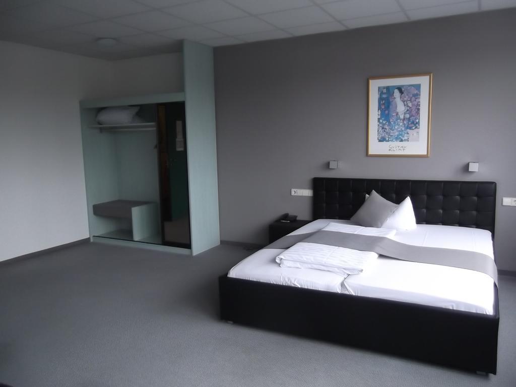 Businesshotel & Appartements Stuttgart-Vaihingen 외부 사진